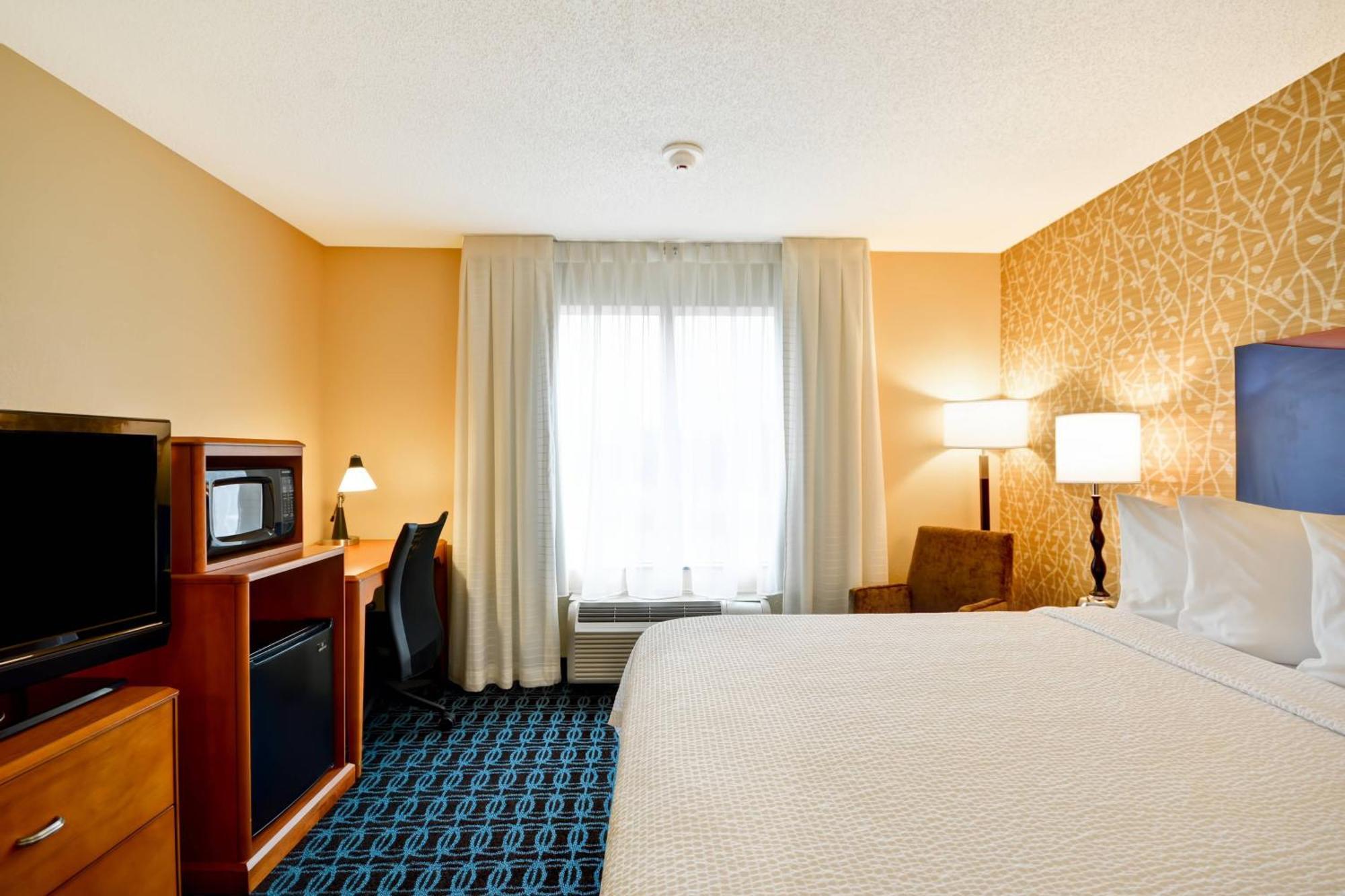 Fairfield Inn & Suites Tampa Fairgrounds/Casino Orient Park Exterior foto